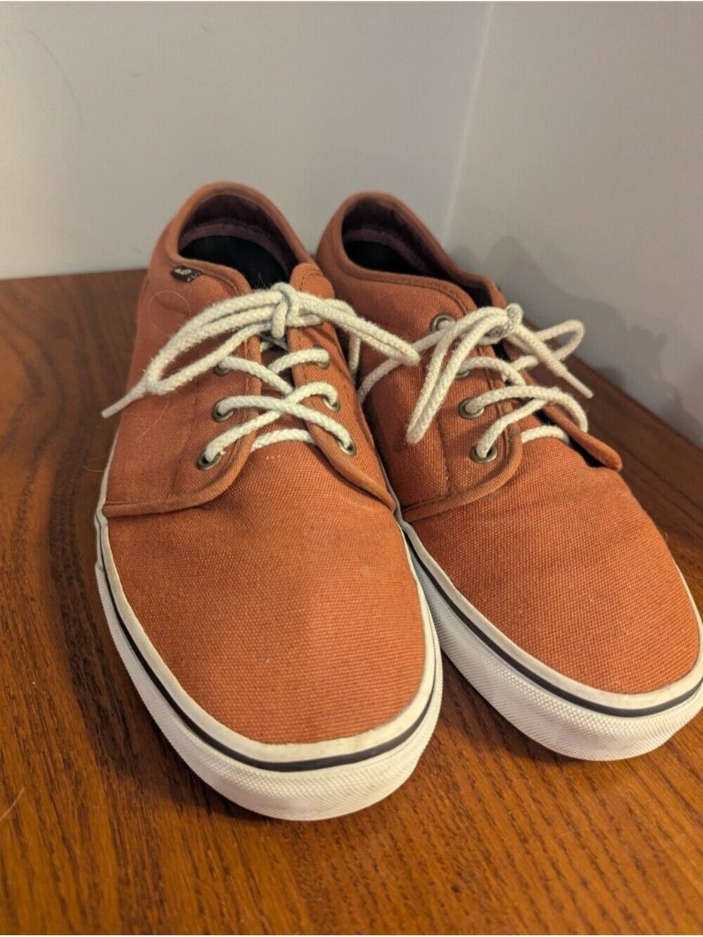 Vans Men’s Cognac Canvas Low Top Sneakers Size 10.5 - Picture 10 of 13